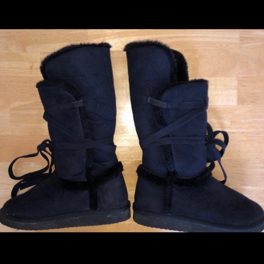 Black Winter Boots